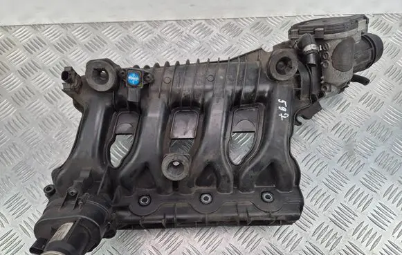 Mercedes-Benz C W204 Intake manifold A2710903037 A2661410525