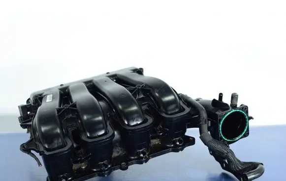 Alfa Romeo Spider 2000 Intake manifold 