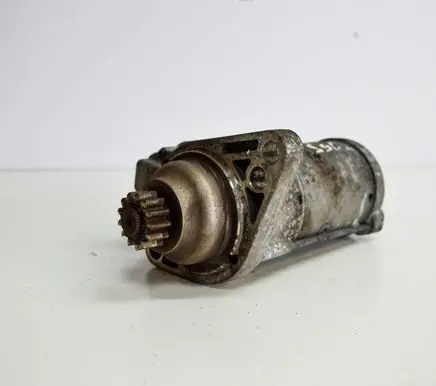 Volkswagen Jetta VI Starter motor 02Z911024A
