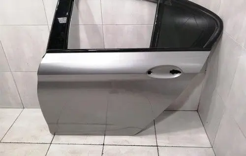 BMW M5 F90 Rear door 41007408963