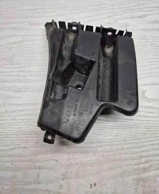 Volvo V60 Front bumper mounting bracket 30796626 BP8BA