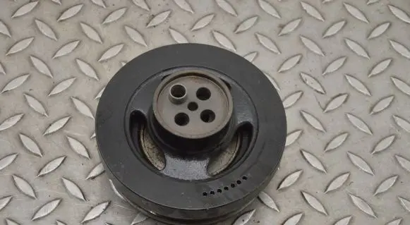 Mercedes-Benz E W212 Crankshaft pulley A6510351212