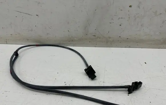 Toyota RAV 4 (XA50) Windshield washer fluid hose 