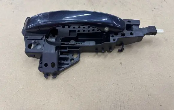 Audi A8 S8 D4 4H Rear door exterior handle 4H0839886 4H0837206C LX5R