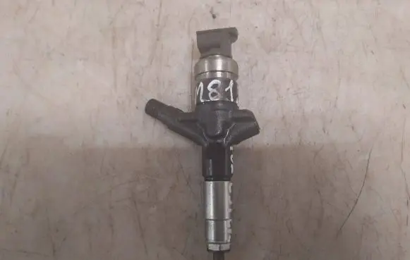 Subaru Forester SH Fuel injector 6613AA030