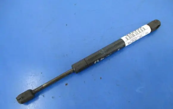 BMW 3 E36 Shock absorber/damper mounting bracket 