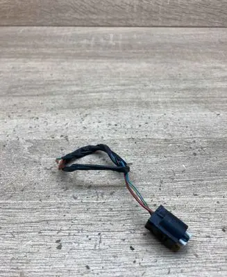 BMW 7 E65 E66 Plug wire 9684051 2PIN