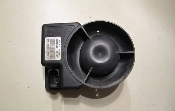 Volkswagen PASSAT B6 Alarm system siren 1K0951605D