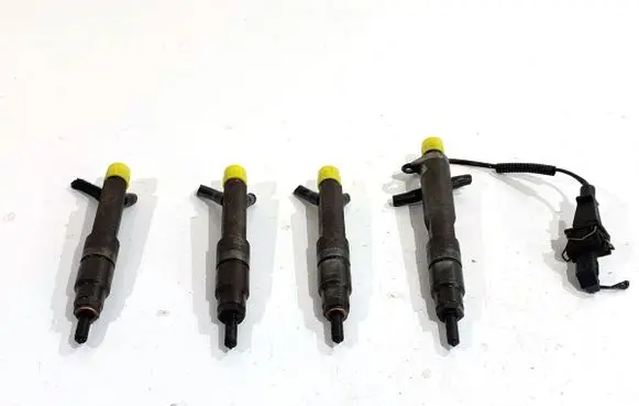 Fuel injectors set