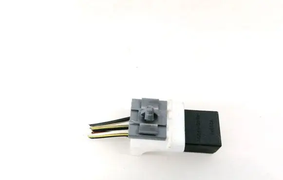 Mazda 2 Other relay V23074 B215