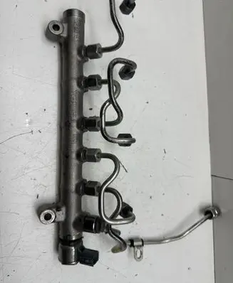 Volvo S90, V90 Fuel main line pipe 31303612