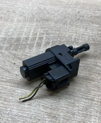 Ford Focus Clutch pedal sensor 4M5T7C534AA