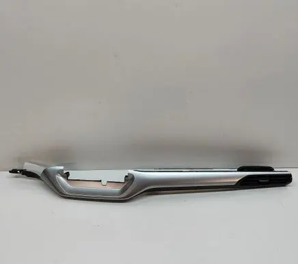 Dashboard glove box trim