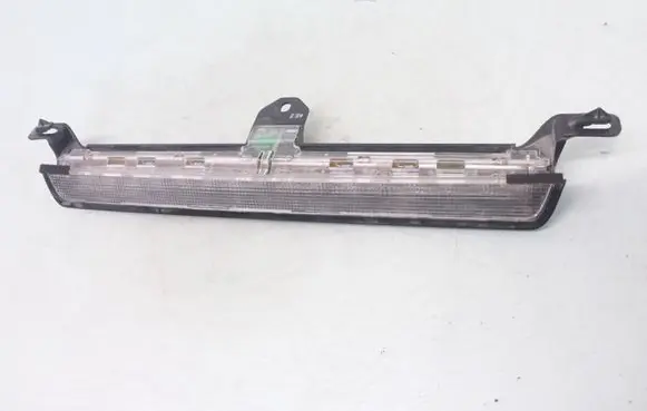 Volvo XC70 Third/center stoplight 8658948