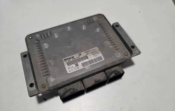 Peugeot 607 Engine control unit/module 0261206419