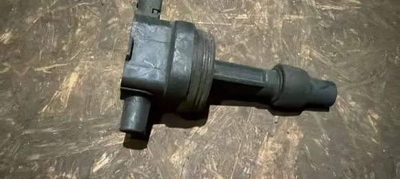 Volvo S40, V40 High voltage ignition coil 1275602