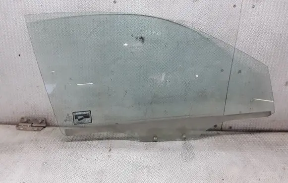 Mitsubishi Space Star Front door window glass four-door