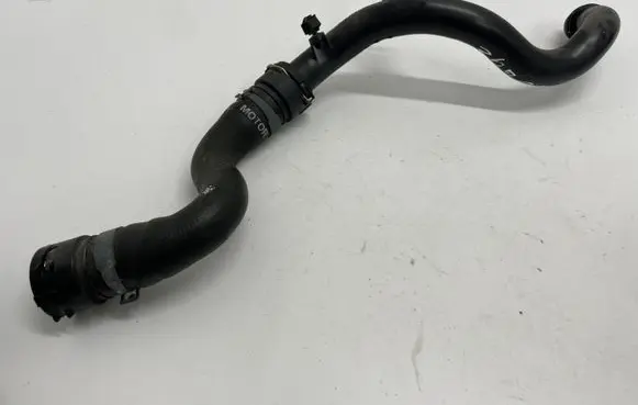 Audi A4 S4 B9 Engine coolant pipe/hose 8W0122101H