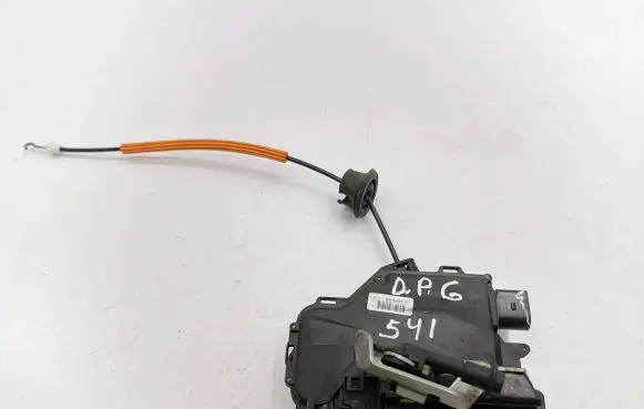 Audi A4 S4 B6 8E 8H Rear door lock 8E0839016C