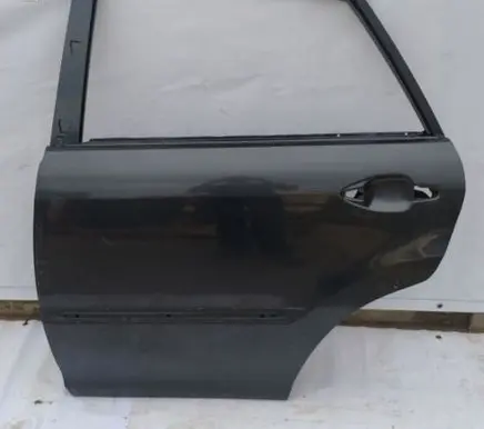 Lexus RX 300 Rear door 