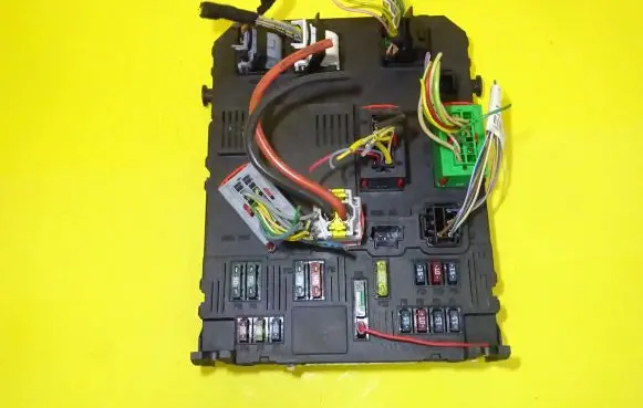Peugeot 206 BSM Control unit S118085220A