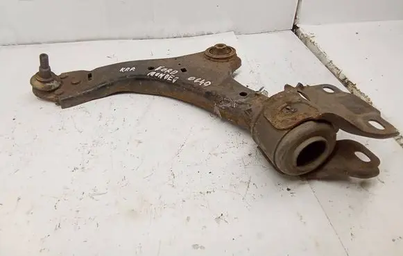 Ford Mondeo MK IV Front lower control arm/wishbone