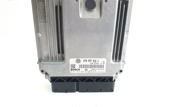 Volkswagen Transporter - Caravelle T5 Engine control unit/module 070997016K 0281014048