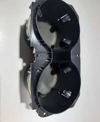 Cup holder front