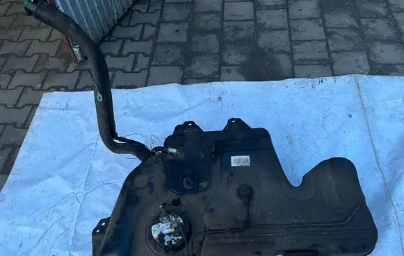 Renault Captur Fuel tank 170114377R