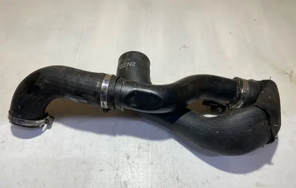Land Rover Range Rover Sport L494 Intercooler hose/pipe FPLA6K770C