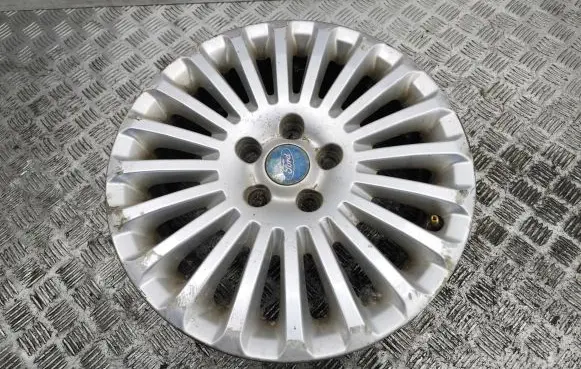 R16 alloy rim