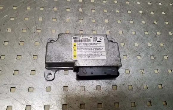 Chevrolet Captiva Airbag control unit/module 96838157