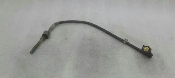 Mercedes-Benz C W205 Lambda probe sensor A0009058904