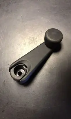 BMW 3 E46 Rear door window winding handle 8122503