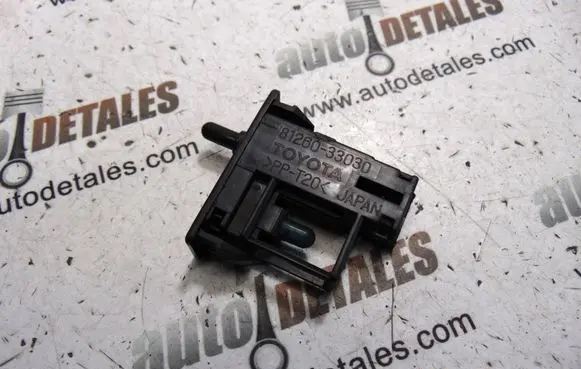 Toyota Corolla Verso AR10 Sensor 81260-33030