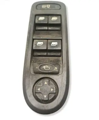 Citroen C5 Electric window control switch 96599975XT F42682 30170121