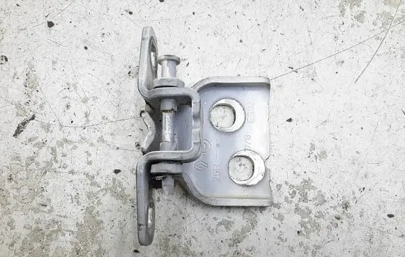 Dacia Duster Front door hinges set 