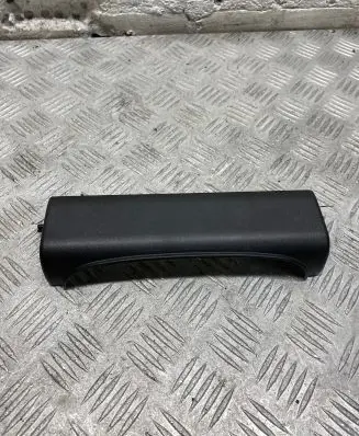 Jaguar XF X250 Steering wheel column trim 8W83044F16