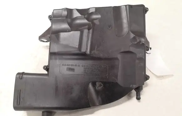 Mercedes-Benz E W211 Air filter box A6420940304 A6420901701