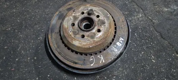 Mercedes-Benz R W251 Rear wheel hub