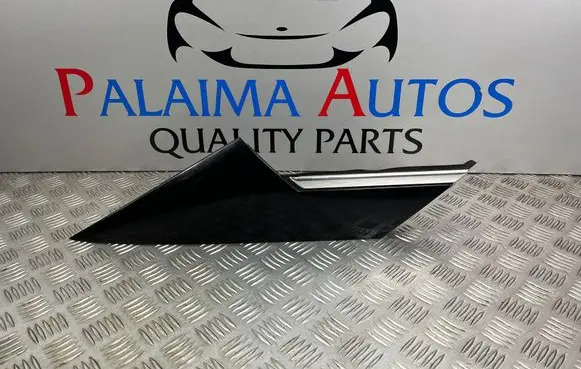 Opel Astra K Rear fender molding trim 332155568
