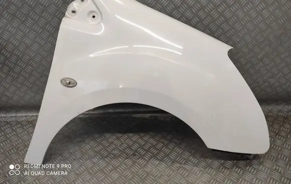 Peugeot Partner Fender