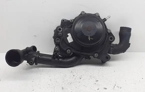 Mercedes-Benz E W212 Water pump A6512006301