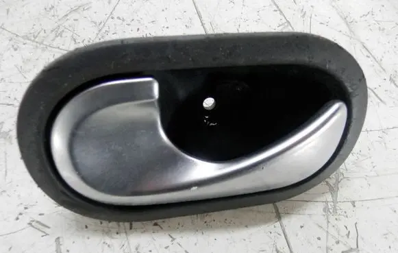 Renault Megane II Rear door interior handle 8200028487