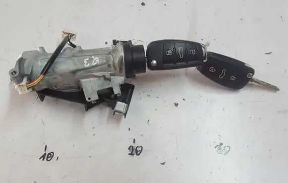 Audi Q3 8U Ignition lock