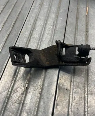 BMW 5 G30 G31 G38 Other engine bay part 9303628