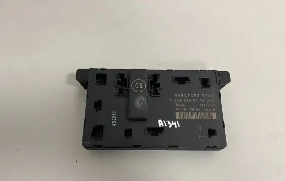 Mercedes-Benz Vito Viano W639 Door control unit/module 6398200026 00006177