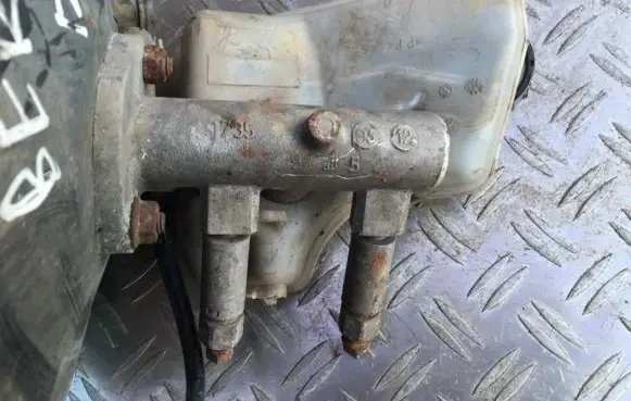 Citroen Berlingo Master brake cylinder