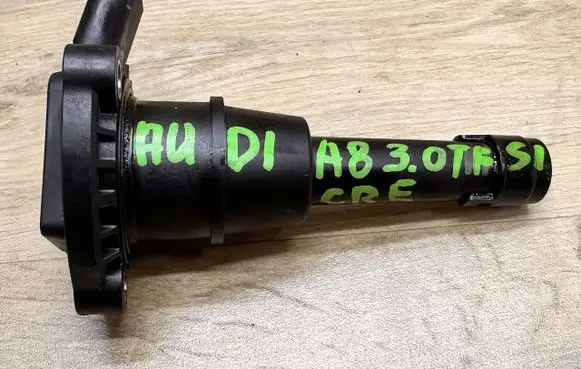Audi A8 S8 D4 4H Oil level sensor 079907660