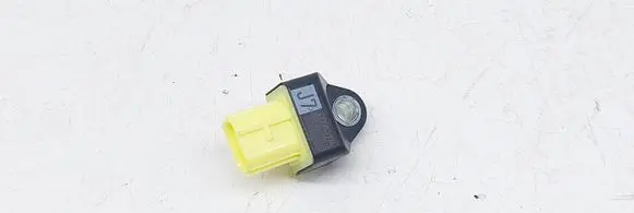 Lexus UX Airbag deployment crash/impact sensor 8983128040